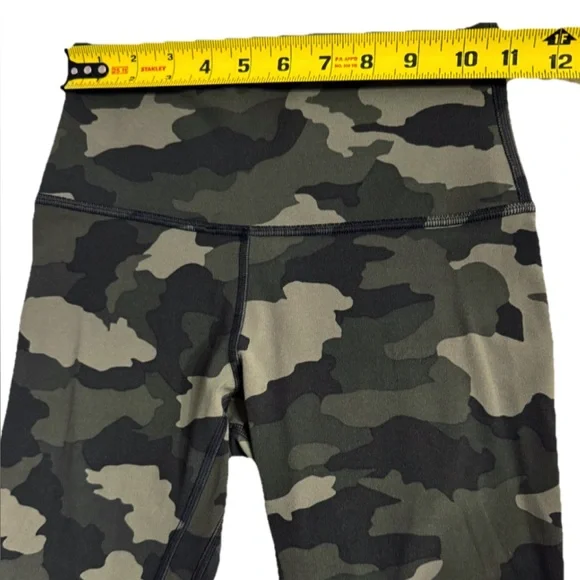 Lululemon Wunder Under High-Rise Camo Leggings Size 4 - Picture 9 of 9